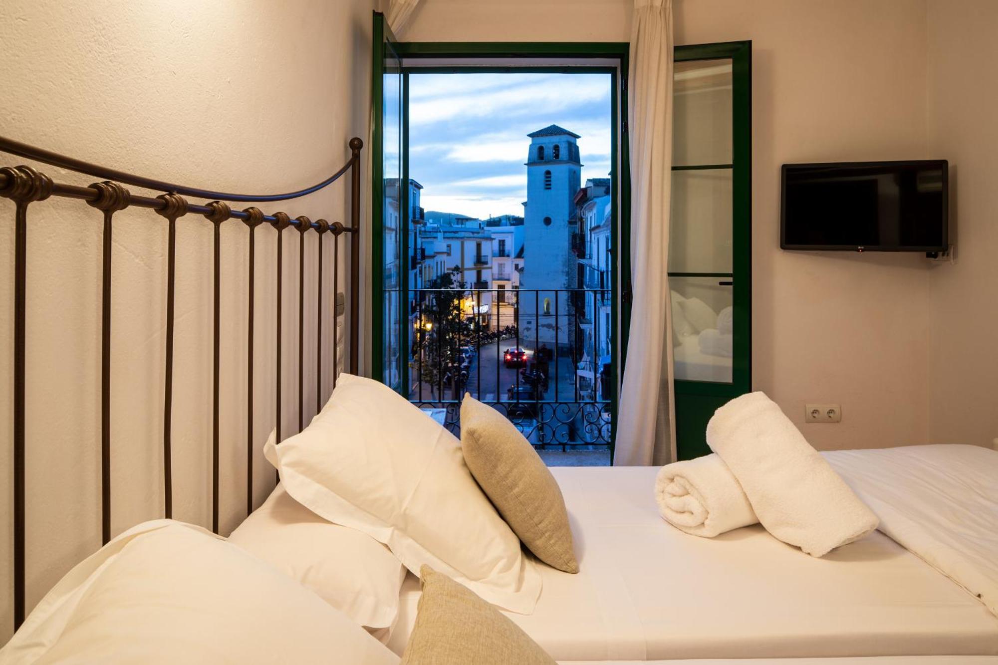 Apartamentos Mariano อิบิซาทาวน์ ภายนอก รูปภาพ